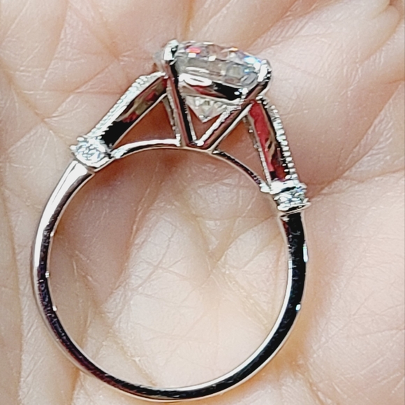 Moissanite 3 Carat Solitare Ring - Picture 8 of 13